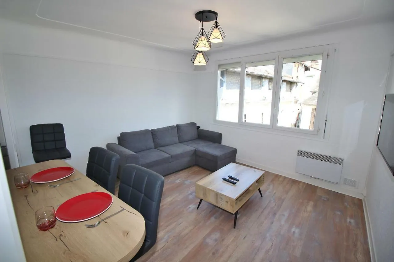 Appartement T3 Entierement Renove Bagneres-de-Bigorre 0*,  France